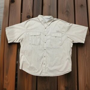 World Wide Sportsman 3X Fishing Shirt. Caped Vented Back, Pockets, Comfortable.